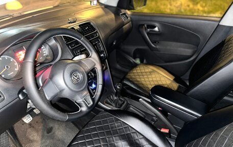 Volkswagen Polo VI (EU Market), 2011 год, 570 000 рублей, 8 фотография