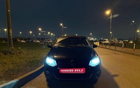 Volkswagen Polo VI (EU Market), 2011 год, 570 000 рублей, 2 фотография