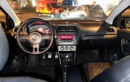 Volkswagen Polo VI (EU Market), 2011 год, 570 000 рублей, 7 фотография