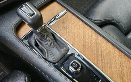 Volvo S90 II рестайлинг, 2019 год, 2 800 000 рублей, 17 фотография