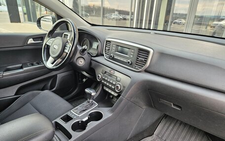 KIA Sportage IV рестайлинг, 2018 год, 1 987 000 рублей, 7 фотография