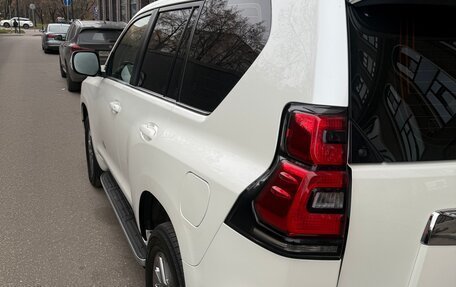 Toyota Land Cruiser Prado 150 рестайлинг 2, 2017 год, 5 150 000 рублей, 26 фотография