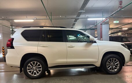 Toyota Land Cruiser Prado 150 рестайлинг 2, 2017 год, 5 150 000 рублей, 31 фотография