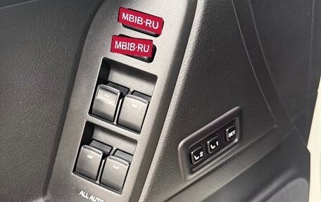 Toyota Land Cruiser Prado 150 рестайлинг 2, 2017 год, 5 150 000 рублей, 20 фотография