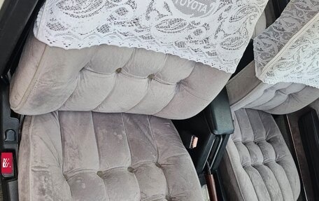 Toyota Mark II IV (X60), 1982 год, 950 000 рублей, 18 фотография