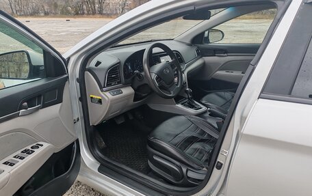 Hyundai Elantra VI рестайлинг, 2018 год, 1 340 000 рублей, 7 фотография