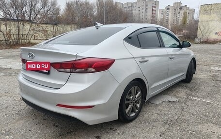 Hyundai Elantra VI рестайлинг, 2018 год, 1 340 000 рублей, 3 фотография