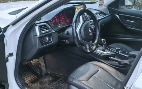 BMW 3 серия, 2015 год, 1 590 000 рублей, 11 фотография