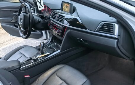 BMW 3 серия, 2015 год, 1 590 000 рублей, 16 фотография