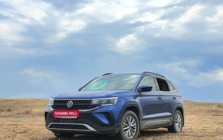 Volkswagen Taos, 2021 год, 2 100 000 рублей, 3 фотография