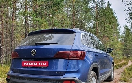 Volkswagen Taos, 2021 год, 2 100 000 рублей, 2 фотография