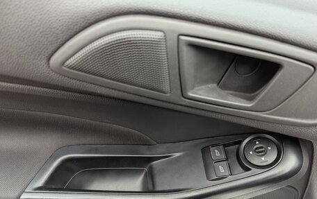 Ford Fiesta, 2015 год, 690 000 рублей, 15 фотография