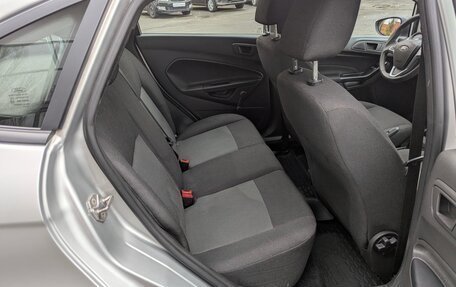 Ford Fiesta, 2015 год, 690 000 рублей, 19 фотография