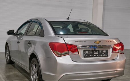 Chevrolet Cruze II, 2013 год, 910 000 рублей, 4 фотография