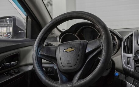 Chevrolet Cruze II, 2013 год, 910 000 рублей, 15 фотография