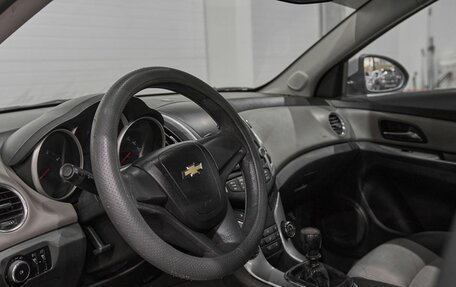 Chevrolet Cruze II, 2013 год, 910 000 рублей, 28 фотография