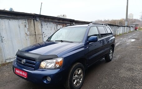 Toyota Highlander III, 2004 год, 900 000 рублей, 1 фотография
