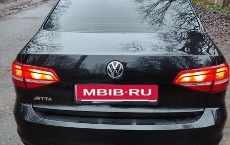 Volkswagen Jetta VI, 2015 год, 950 000 рублей, 4 фотография