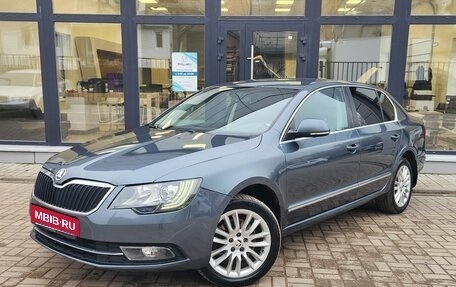 Skoda Superb III рестайлинг, 2013 год, 980 000 рублей, 1 фотография