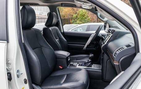 Toyota Land Cruiser Prado 150 рестайлинг 2, 2020 год, 5 799 000 рублей, 14 фотография