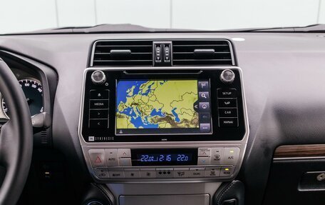 Toyota Land Cruiser Prado 150 рестайлинг 2, 2020 год, 5 799 000 рублей, 22 фотография