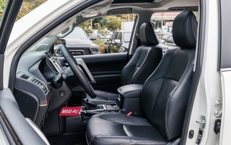 Toyota Land Cruiser Prado 150 рестайлинг 2, 2020 год, 5 799 000 рублей, 16 фотография