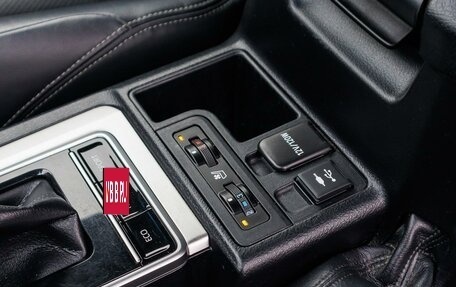 Toyota Land Cruiser Prado 150 рестайлинг 2, 2020 год, 5 799 000 рублей, 26 фотография