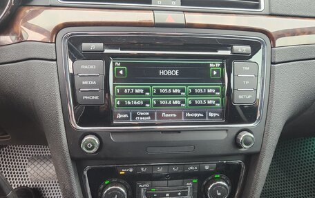 Skoda Superb III рестайлинг, 2013 год, 980 000 рублей, 17 фотография