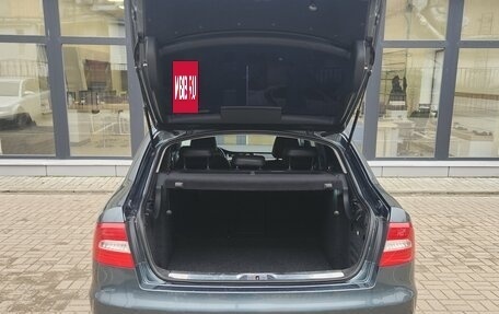 Skoda Superb III рестайлинг, 2013 год, 980 000 рублей, 24 фотография