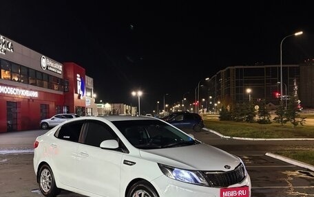 KIA Rio III рестайлинг, 2013 год, 590 000 рублей, 4 фотография