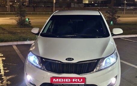 KIA Rio III рестайлинг, 2013 год, 590 000 рублей, 12 фотография