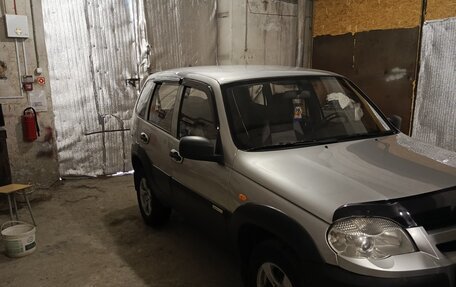 Chevrolet Niva I рестайлинг, 2013 год, 450 000 рублей, 6 фотография