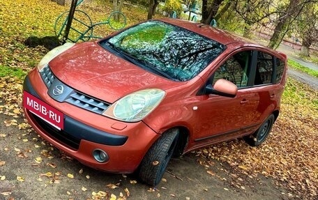 Nissan Note II рестайлинг, 2006 год, 650 000 рублей, 2 фотография