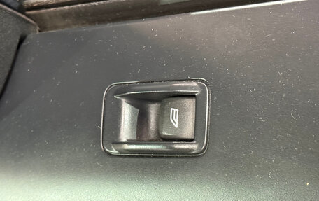 Land Rover Freelander II рестайлинг 2, 2011 год, 1 424 000 рублей, 12 фотография