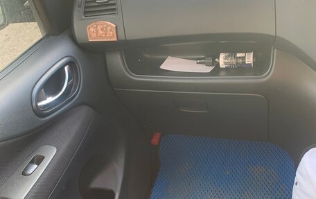 Nissan Serena IV, 2014 год, 1 500 000 рублей, 22 фотография