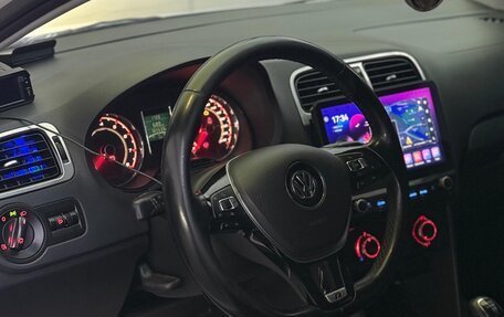 Volkswagen Polo VI (EU Market), 2011 год, 850 000 рублей, 7 фотография