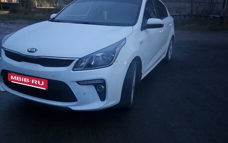 KIA Rio IV, 2017 год, 1 330 000 рублей, 2 фотография