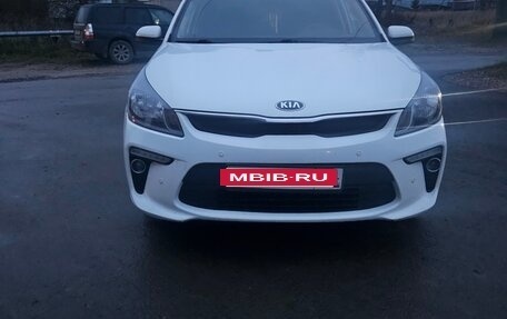 KIA Rio IV, 2017 год, 1 330 000 рублей, 5 фотография