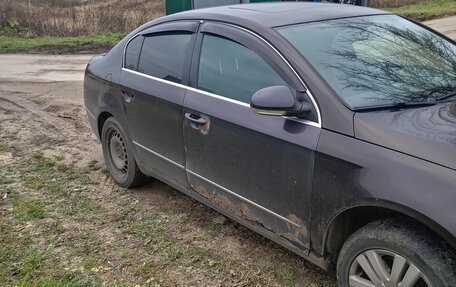 Volkswagen Passat B6, 2005 год, 320 000 рублей, 4 фотография