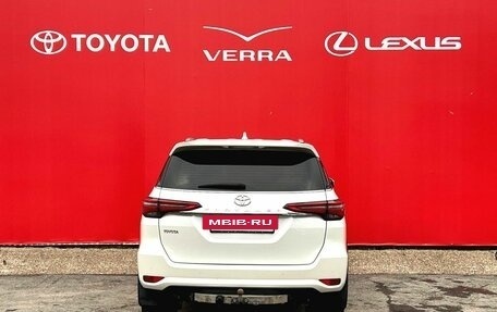 Toyota Fortuner II, 2022 год, 5 700 000 рублей, 7 фотография