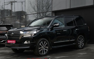 Toyota Land Cruiser 200, 2017 год, 6 770 000 рублей, 1 фотография