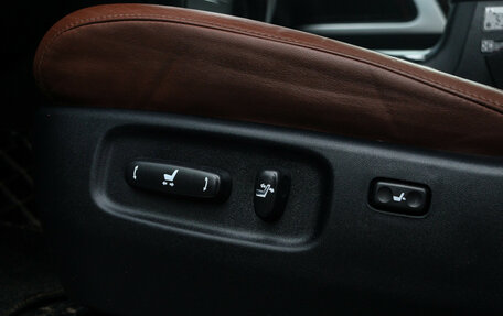 Toyota Land Cruiser 200, 2017 год, 6 770 000 рублей, 20 фотография