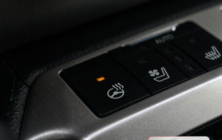 Toyota Land Cruiser 200, 2017 год, 6 770 000 рублей, 25 фотография