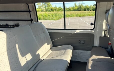 KIA Pregio I, 2004 год, 400 000 рублей, 11 фотография