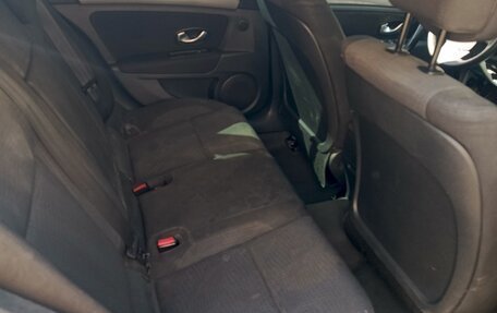 Renault Laguna III рестайлинг, 2009 год, 640 000 рублей, 8 фотография