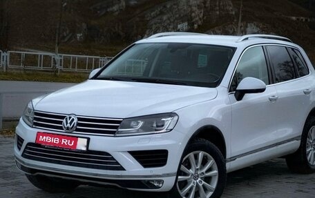 Volkswagen Touareg III, 2016 год, 3 320 000 рублей, 3 фотография