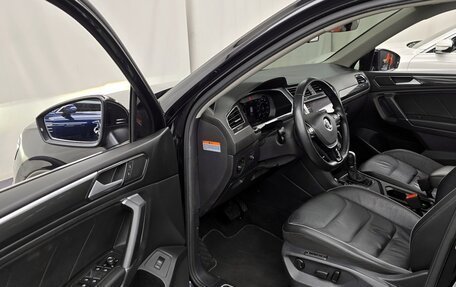 Volkswagen Tiguan II, 2018 год, 2 462 000 рублей, 10 фотография