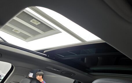 Volkswagen Tiguan II, 2018 год, 2 462 000 рублей, 19 фотография