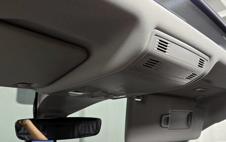 Volkswagen Tiguan II, 2018 год, 2 462 000 рублей, 18 фотография