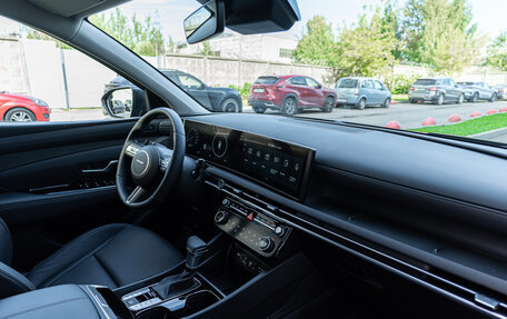 Hyundai Tucson, 2025 год, 4 690 000 рублей, 24 фотография